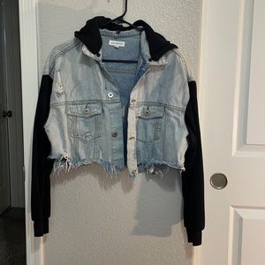 Cropped Denim Jacket Distressed: Women’s Medium detachable hood